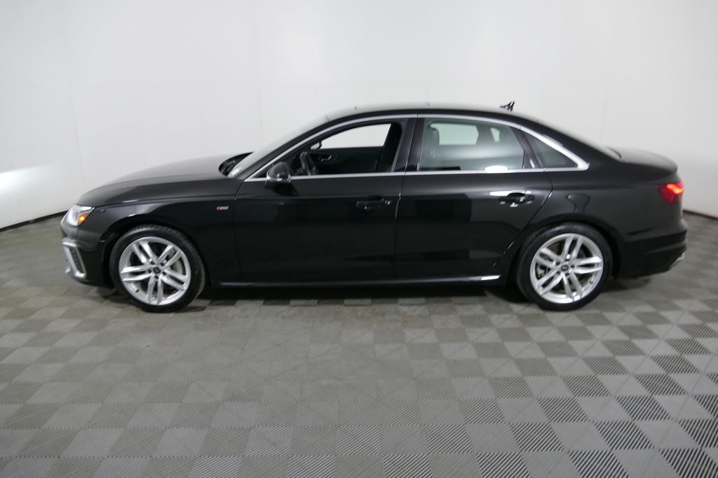 2023 Audi A4 45 S line Premium quattro