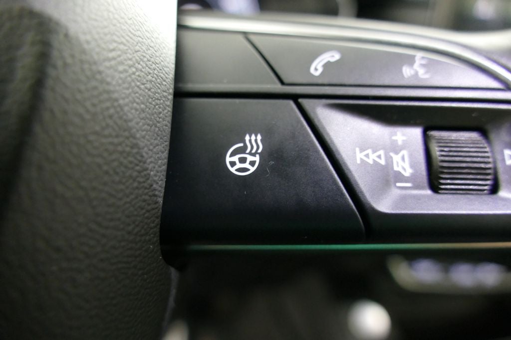 2022 Audi A4 45 S line Premium Plus quattro
