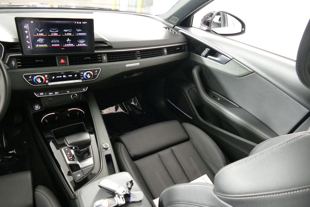 2022 Audi A4 45 S line Premium Plus quattro