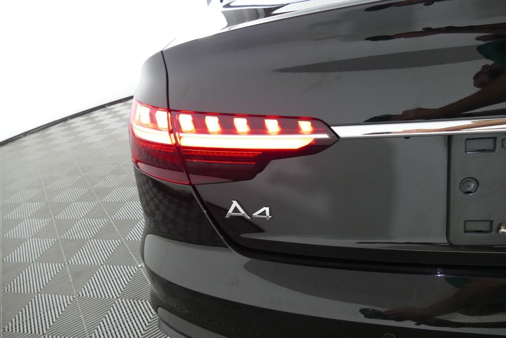 2022 Audi A4 45 S line Premium Plus quattro