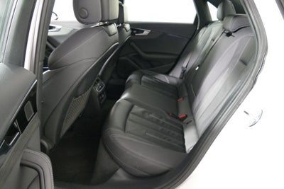 2023 Audi A4 45 S line Premium Plus quattro