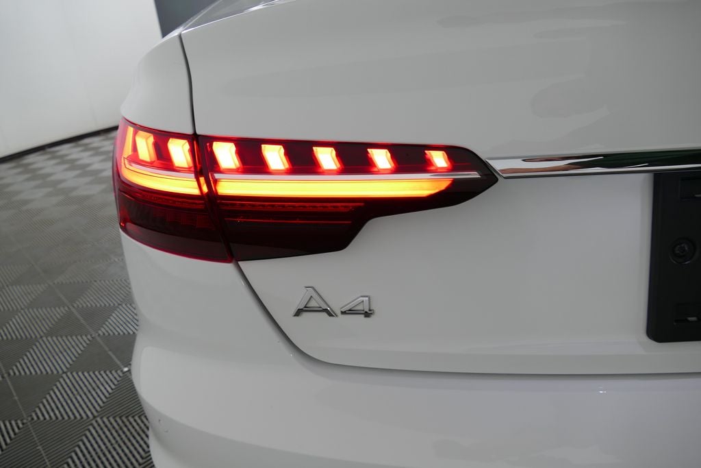 2023 Audi A4 45 S line Premium Plus quattro