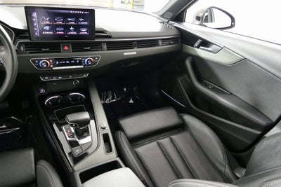 2023 Audi A4 45 S line Premium Plus quattro