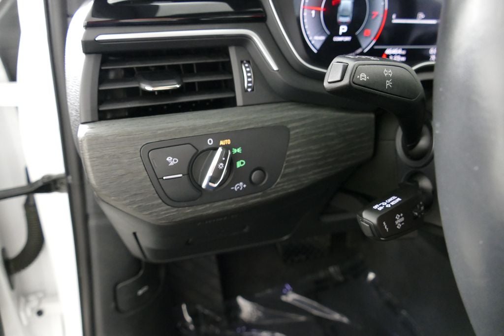 2023 Audi A4 45 S line Premium Plus quattro