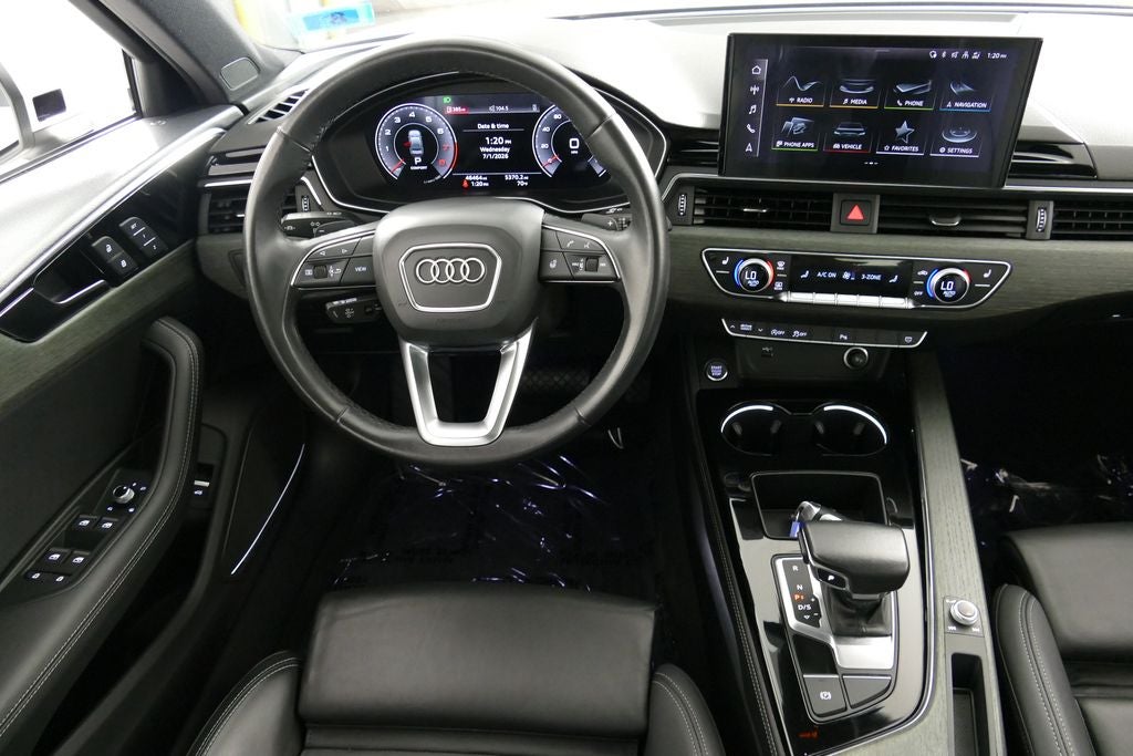 2023 Audi A4 45 S line Premium Plus quattro