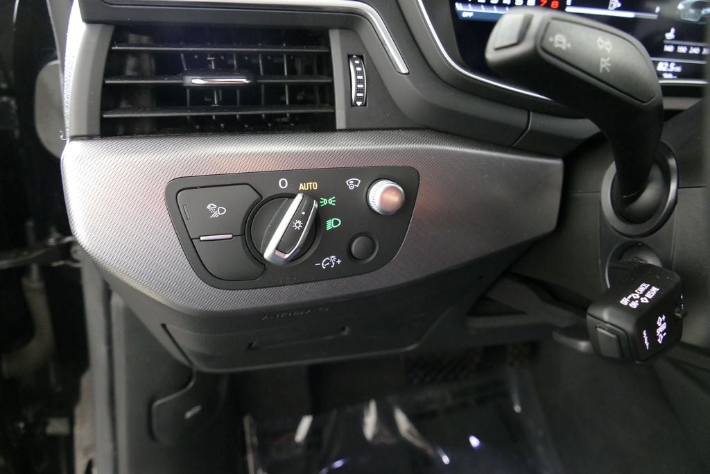 2023 Audi A5 Sportback 45 S line Prestige quattro