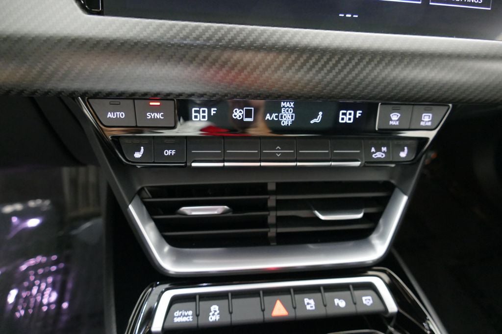 2022 Audi e-tron GT Prestige quattro