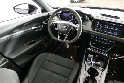 2022 Audi e-tron GT Prestige quattro