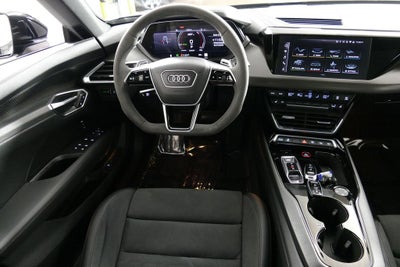 2022 Audi e-tron GT Prestige quattro