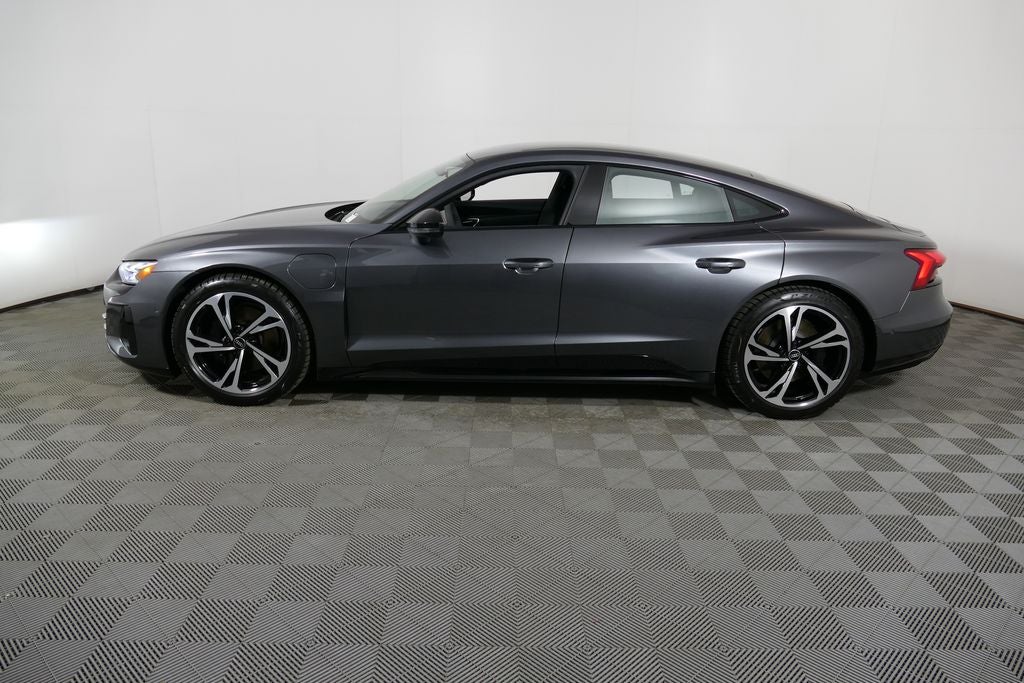 2022 Audi e-tron GT Prestige quattro