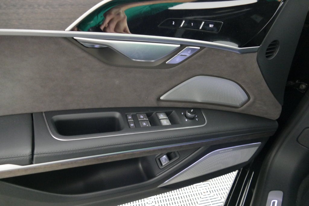 2027 Audi A8 L 55 quattro