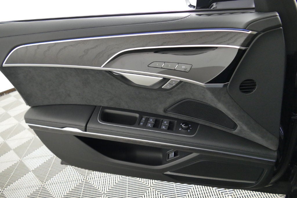 2027 Audi A8 L 55 quattro