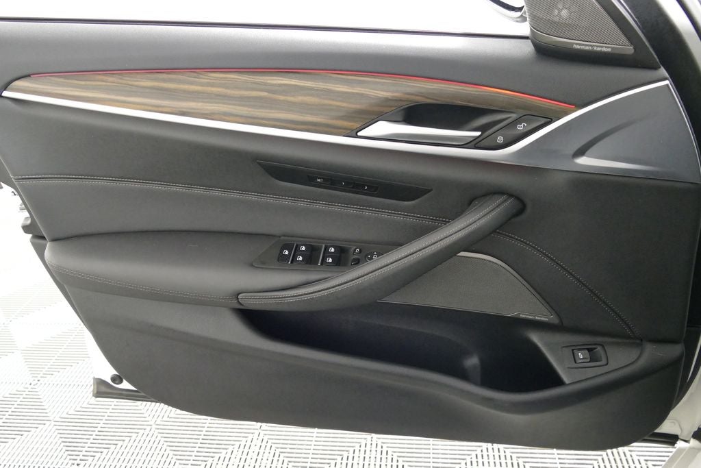 2023 BMW 5 Series 530i xDrive