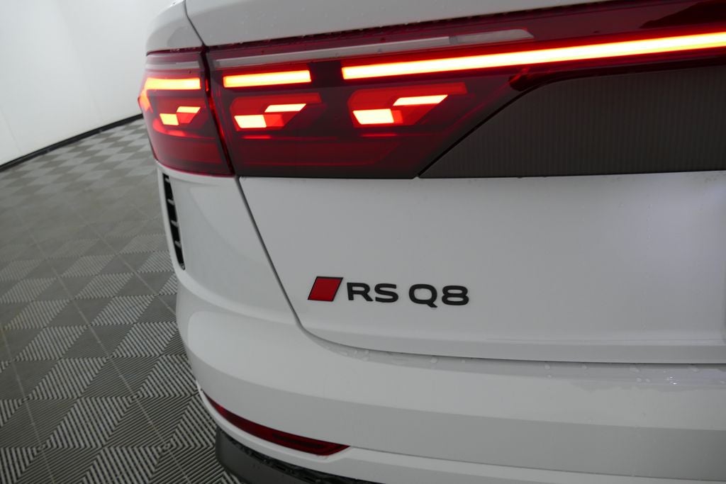 2026 Audi RS Q8 performance 4.0T quattro