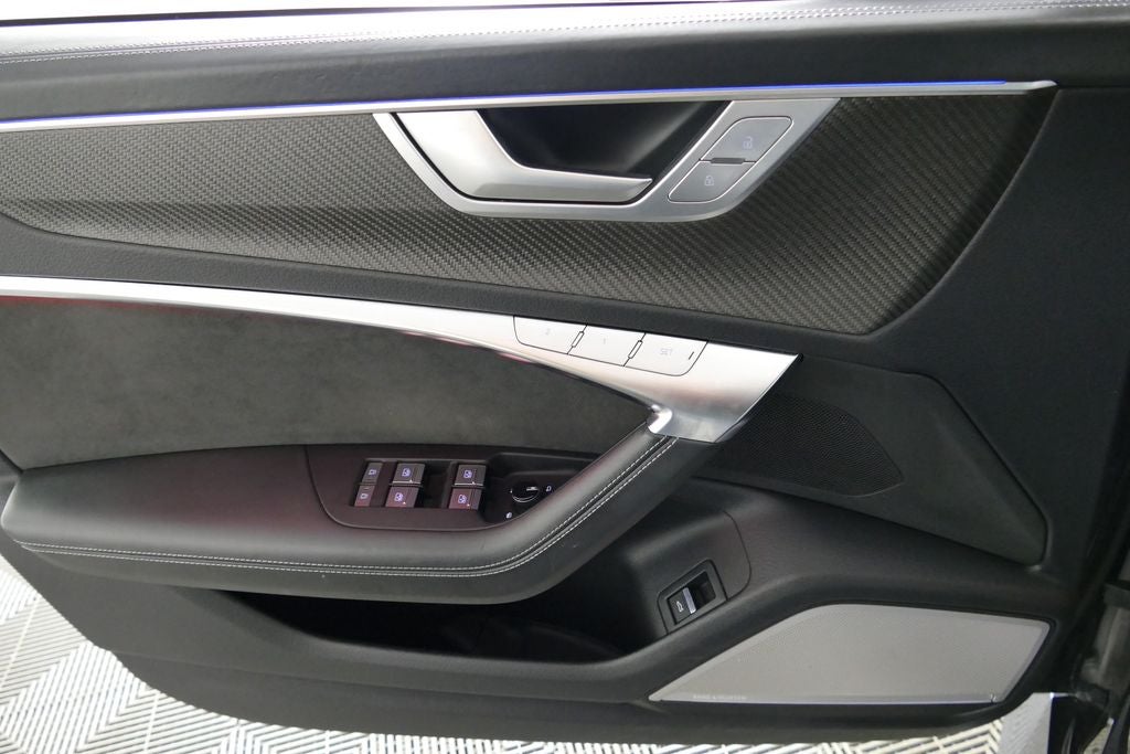 2022 Audi RS 6 4.2 quattro
