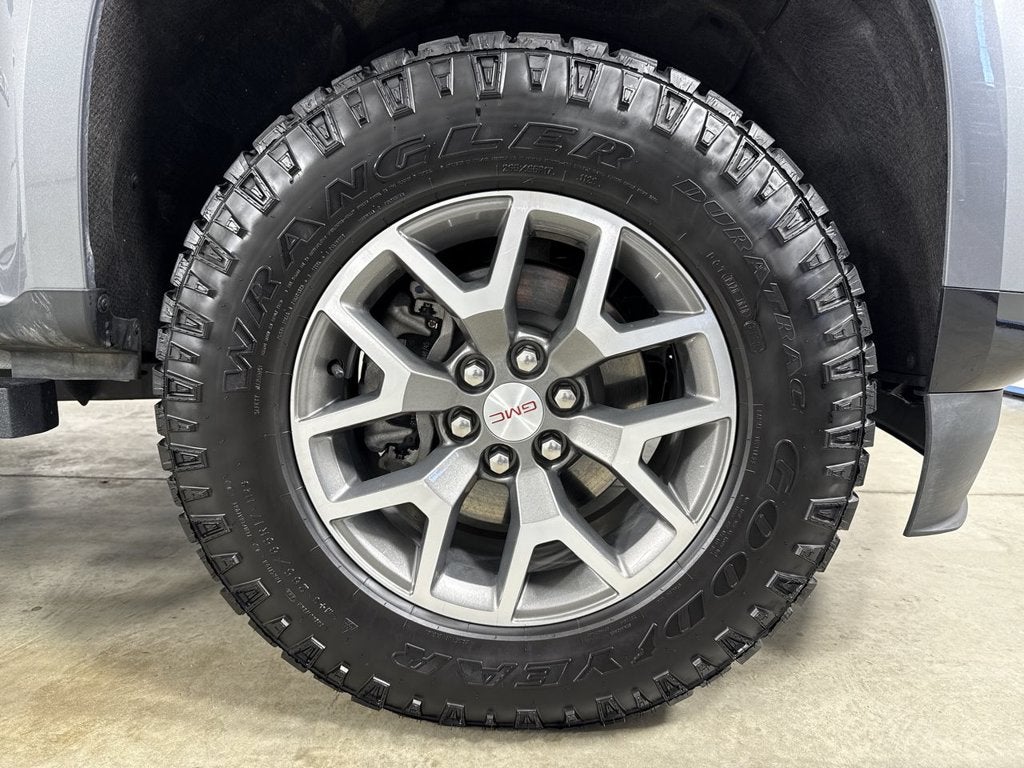 2021 GMC Canyon 4WD AT4 w/Leather