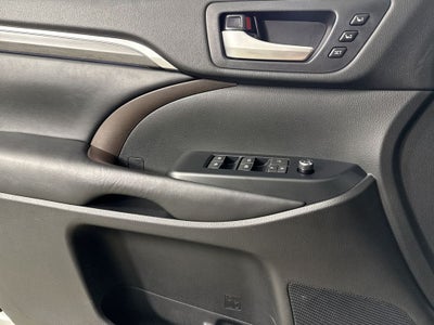 2018 Toyota Highlander Hybrid Hybrid Limited Platinum