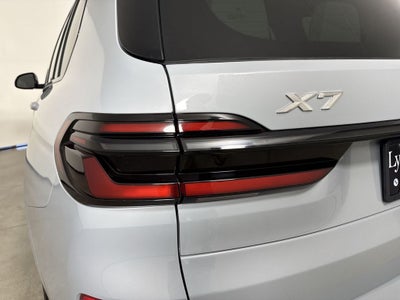 2025 BMW X7 xDrive40i