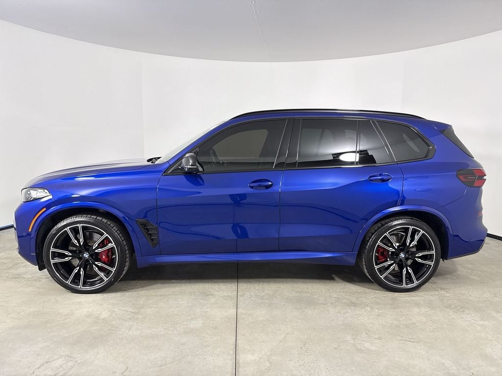 2025 BMW X5 M60i