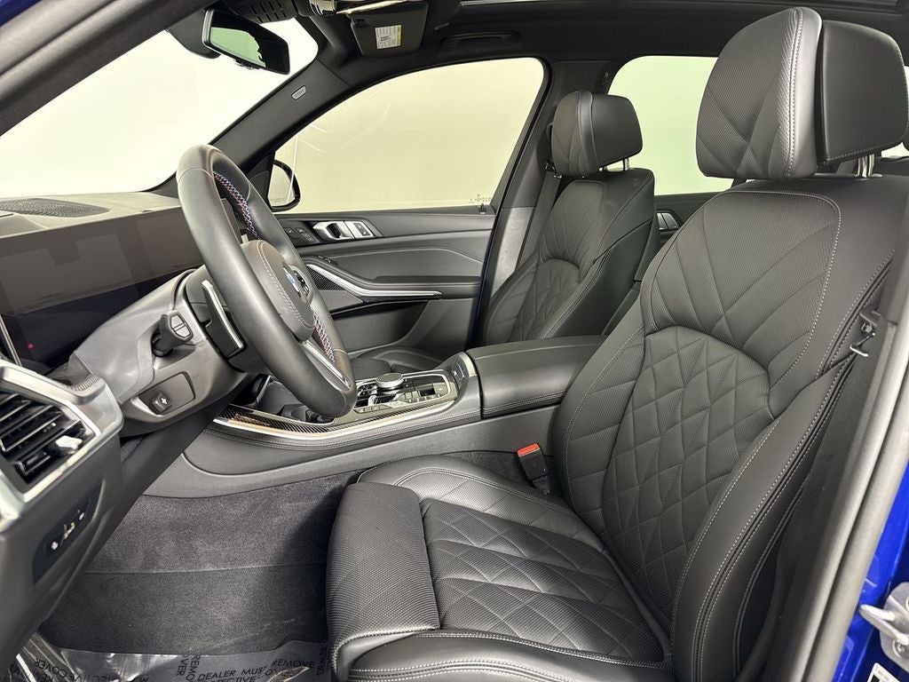 2025 BMW X5 M60i