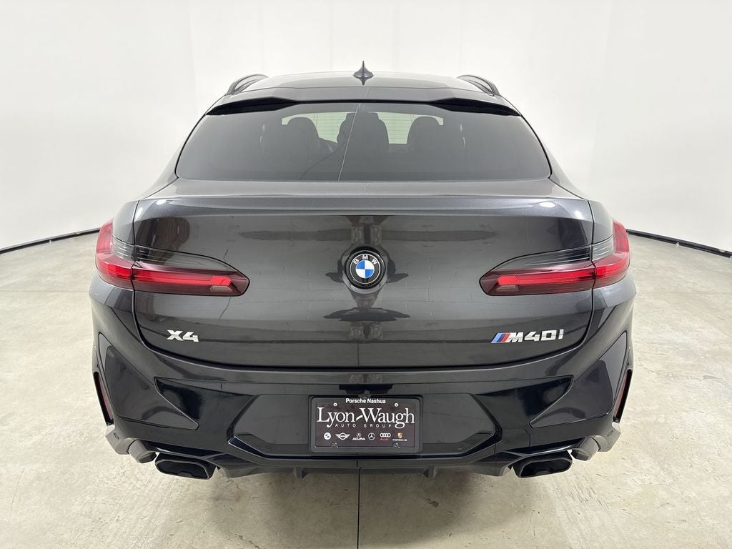 2024 BMW X4 M40i