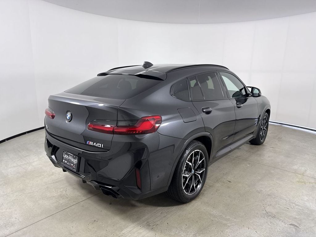 2024 BMW X4 M40i