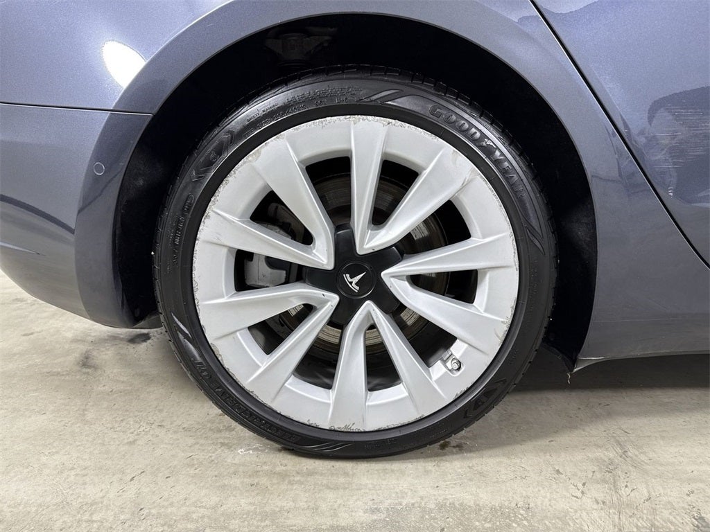2022 Tesla Model 3 RWD