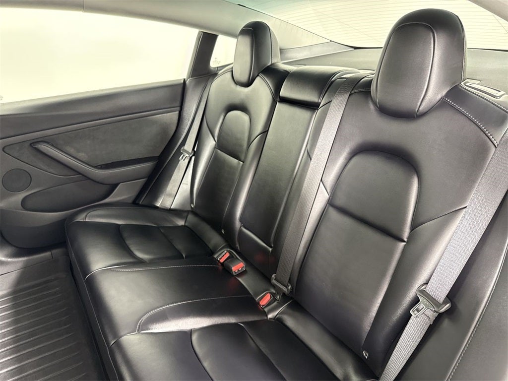 2022 Tesla Model 3 RWD