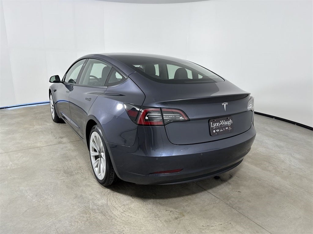 2022 Tesla Model 3 RWD