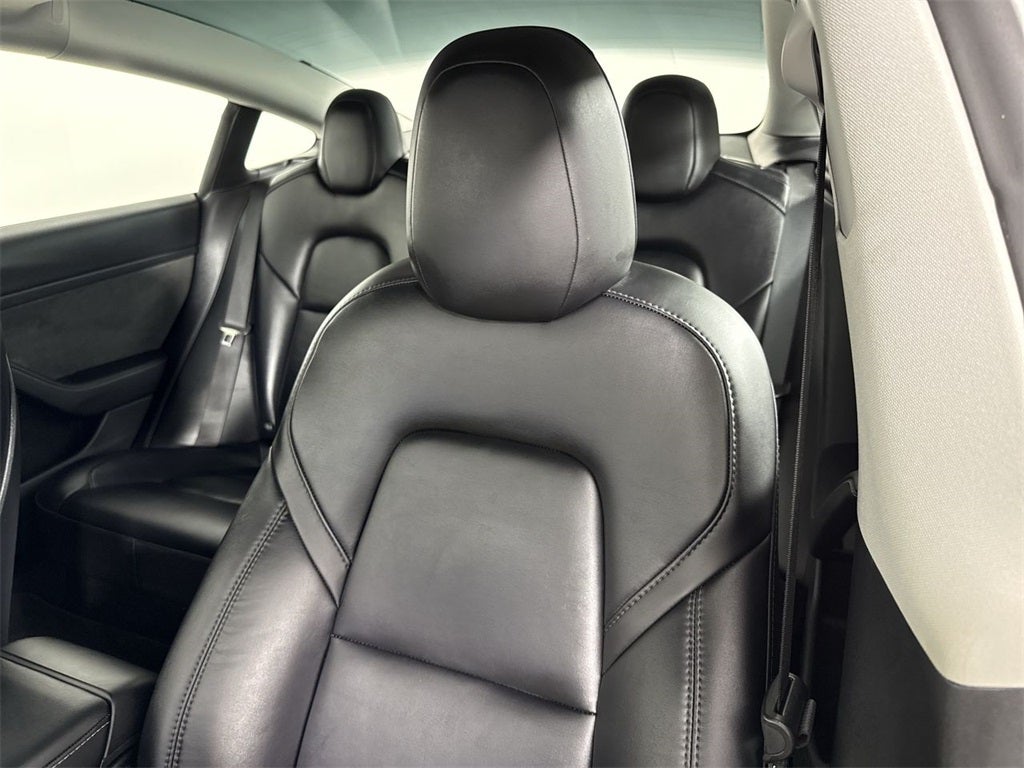 2022 Tesla Model 3 RWD