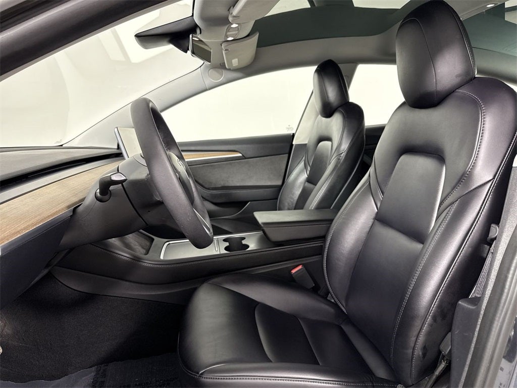 2022 Tesla Model 3 RWD