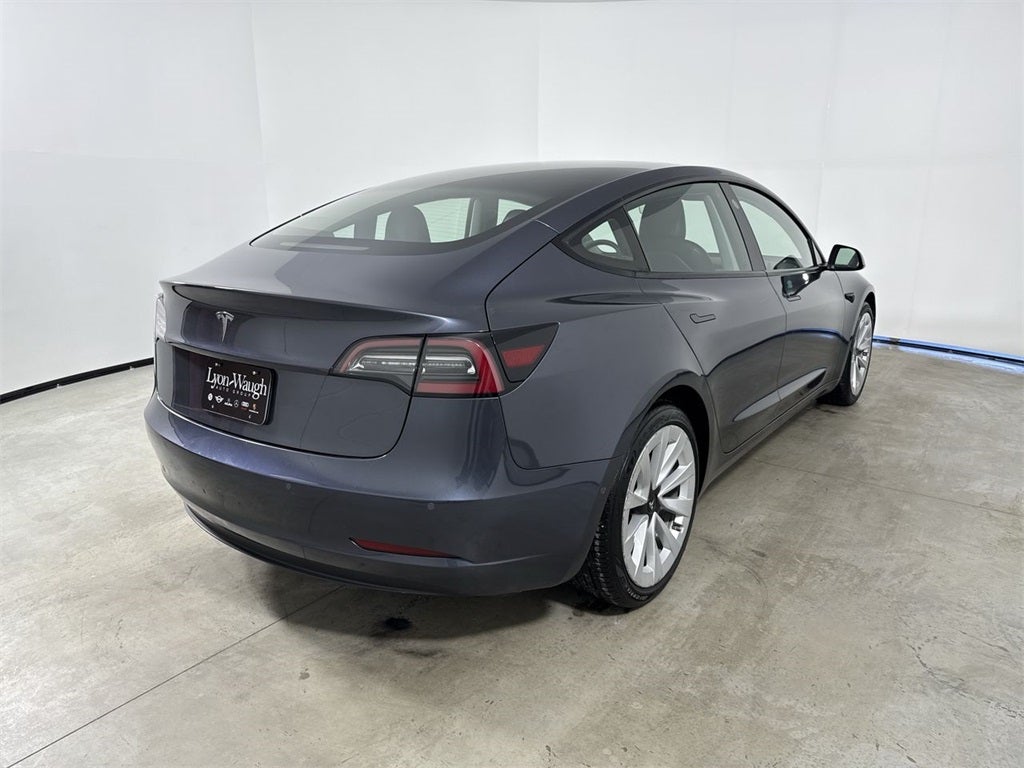 2022 Tesla Model 3 RWD