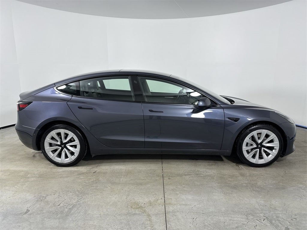 2022 Tesla Model 3 RWD