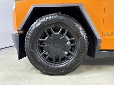 2024 Tesla Cybertruck AWD