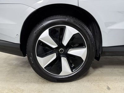 2025 Volvo EX90 Plus