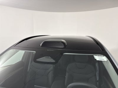 2025 Volvo EX90 Plus