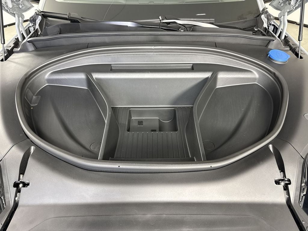 2025 Volvo EX90 Plus