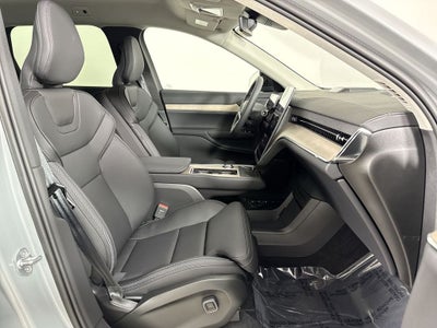 2025 Volvo EX90 Plus