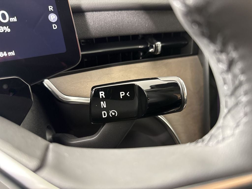 2025 Volvo EX90 Plus