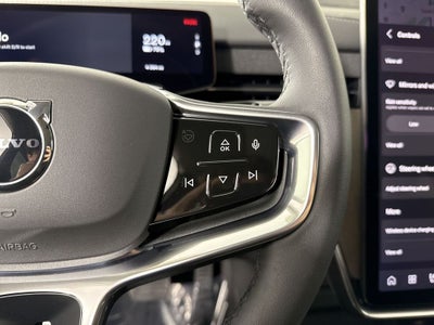 2025 Volvo EX90 Plus