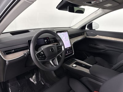 2025 Volvo EX90 Plus