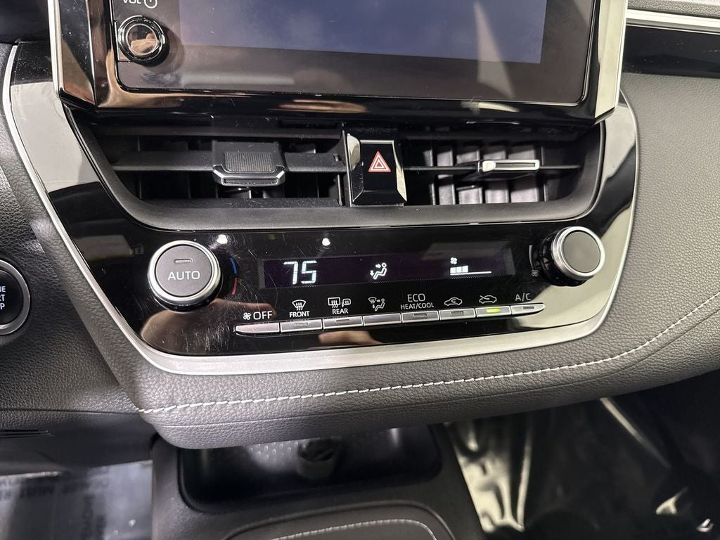 2023 Toyota Corolla Hatchback SE