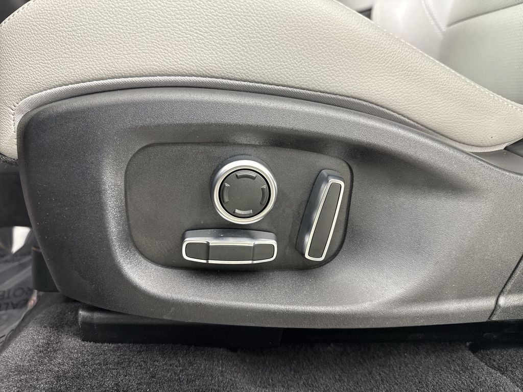 2022 Jaguar E-PACE 300 Sport