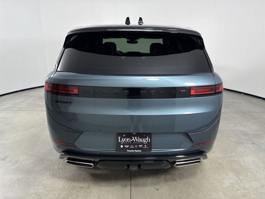 2024 Land Rover Range Rover Sport Plug-in Hybrid Autobiography