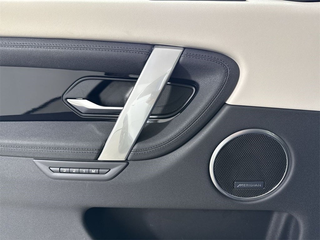 2023 Land Rover Discovery Sport SE