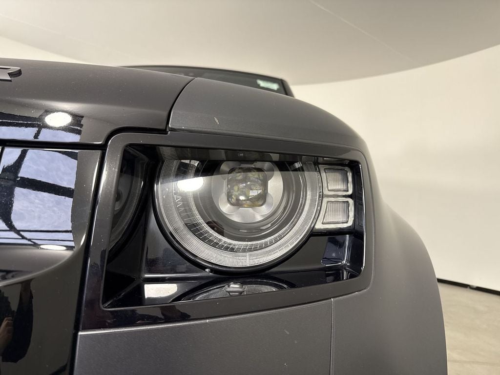 2023 Land Rover Defender 110 Base