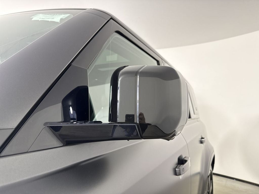 2023 Land Rover Defender 110 Base