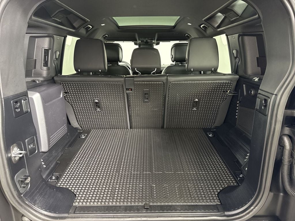 2023 Land Rover Defender 110 Base
