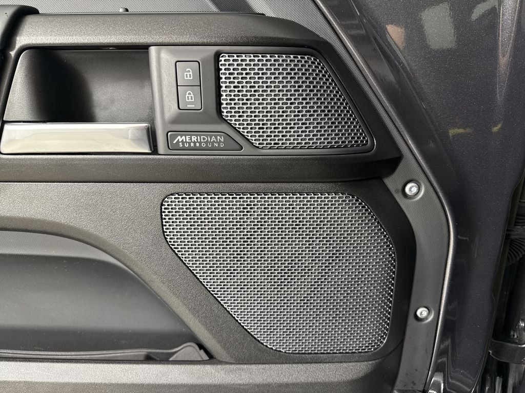 2023 Land Rover Defender 110 Base