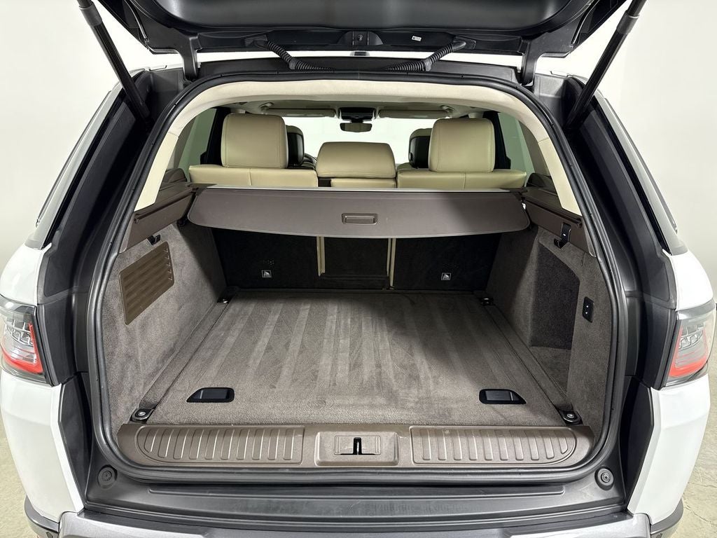 2021 Land Rover Range Rover Sport HSE Silver Edition